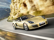 Базовый Porsche Boxster S с "роботом" и 265-сильным мотором 2.7 можно купить за 2,5 миллиона рублей, а 325-сильная версия S стоит дороже - от трех миллиона рублей с PDK. Но и она будет медленнее "топовой" BMW Z4 -- с нуля до ста километров в час родстер Porsche разгоняется за пять секунд.