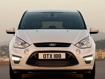 Обновленный Ford S-Max. Фото с сайта carscoop.blogspot.com