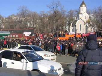 Митинг на Корабельной набережной во Владивостоке. Фото <a href="http://primamedia.ru/files/37610.jpg">РИА PrimaMedia</a>