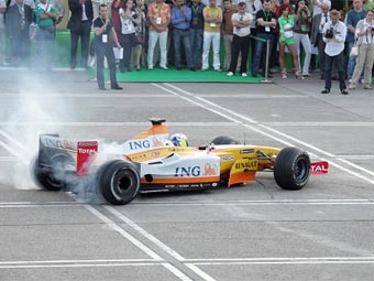 Болид Renault F1. Фото с официального сайта команды