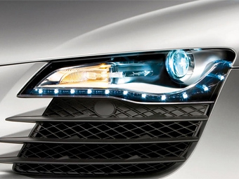 Полностью светодиодная фара для Audi R8 была разработана при участии Magnetti Marelli. Фото Audi