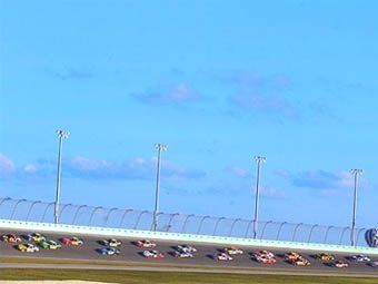 Панорама трассы Miami Homestead Speedway, 2007. Фото с сайта www.nascar.com