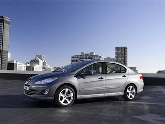 Peugeot 408. Фото Peugeot