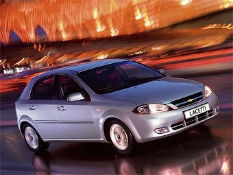 Chevrolet Lacetti. Фото Chevrolet