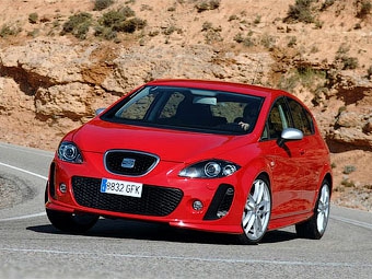 Seat Leon Linea R. Фото компании Seat
