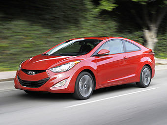 Купе Hyundai Elantra. Фото Hyundai