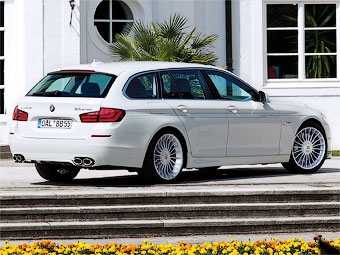 Alpina B5 BITURBO Touring. Фото Alpina