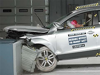 Краш-тест Audi Q7. Фото IIHS