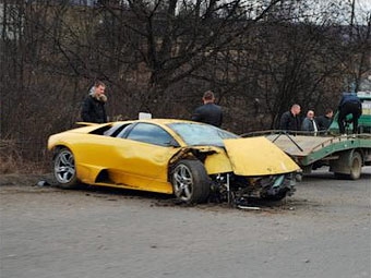 Разбившийся Lamborghini Murcielago. Фото с сайта obozrevatel.com