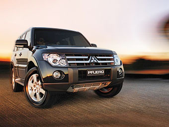   Mitsubishi Pajero    2015  