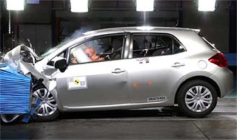 Toyota Auris. Фото EuroNCAP
