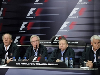 Руководство FIA: Ник Кроу, Грэм Стокер, Жан Тодт и Брайан Гиббонс. Фото (c) <a href="http://lenta.ru/info/afp.htm">AFP</a>