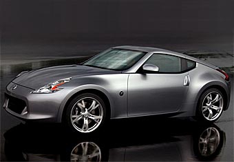 Nissan 370Z. Фото с сайта carmagazine.co.uk