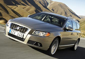 Volvo V70. Фото с сайта autoweek.nl