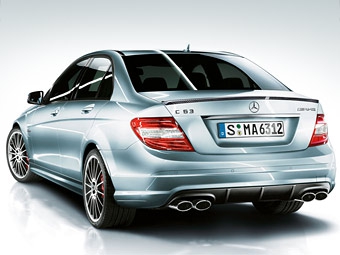 Mercedes-Benz C63 Performance Package Plus. AMG Фото Mercedes-Benz