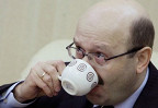 Глава ВТБ 24 пообещал начать выкуп акций в течение месяца