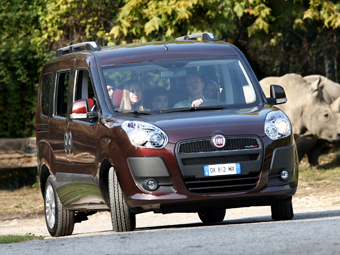 Fiat        Doblo