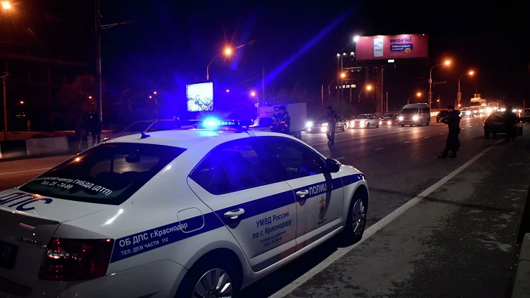 Появилось видео с места тройного ДТП в Петербурге