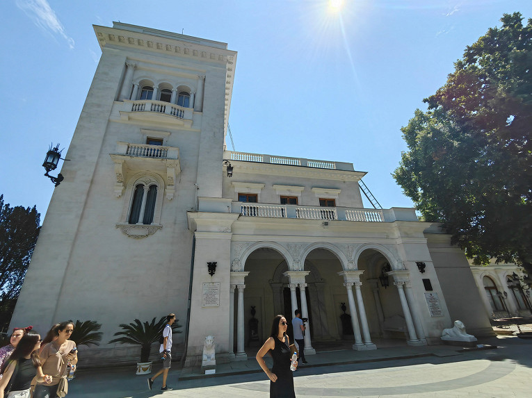 Ливадийский Дворец, Ялта, Mriya -&nbsp;Финал главного автопробега лета -&nbsp;Путешествуй по&nbsp;России, путешествуй со&nbsp;Сбером