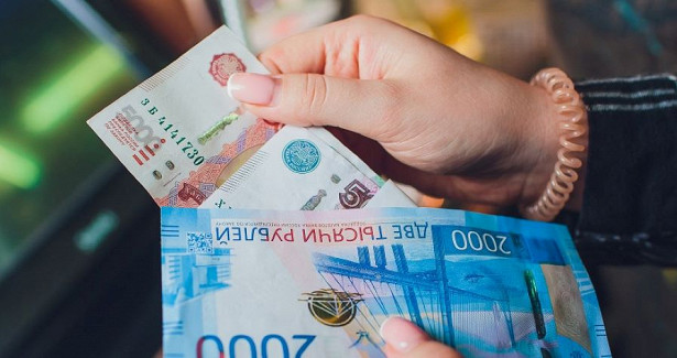 Жительница Южноуральска перевела мошенникам более 700 тысяч рублей