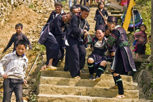 Hmong-Speed-Dating Nach der Scheidung wieder in die Dating-Szene zurückkehren