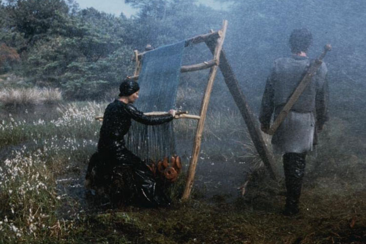 Порно жасырын камерада көрсетіледі