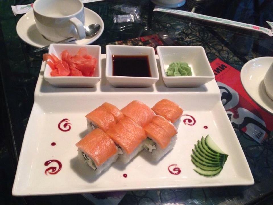 Маки адоратского 12. Кафе маки казань. Адоратского 12 суши маки. Суши бар маки казань адоратского. Кафе маки новотроицк.