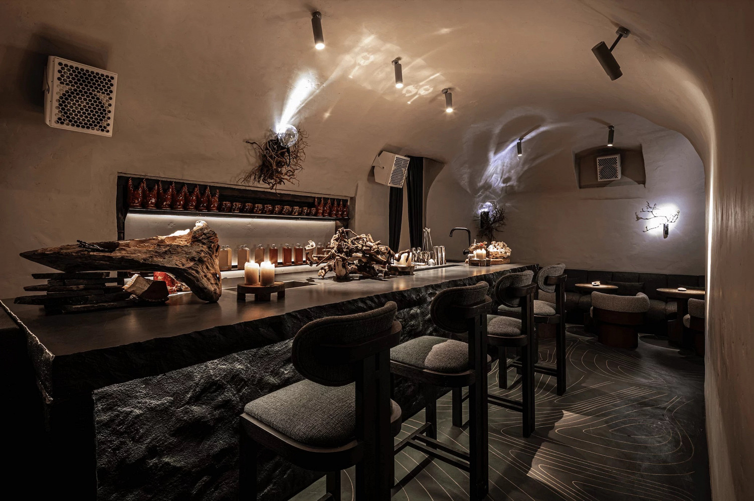 Инта, bar, pub, Moscow, Ostozhenka Street, 14/2 - Yandex Maps