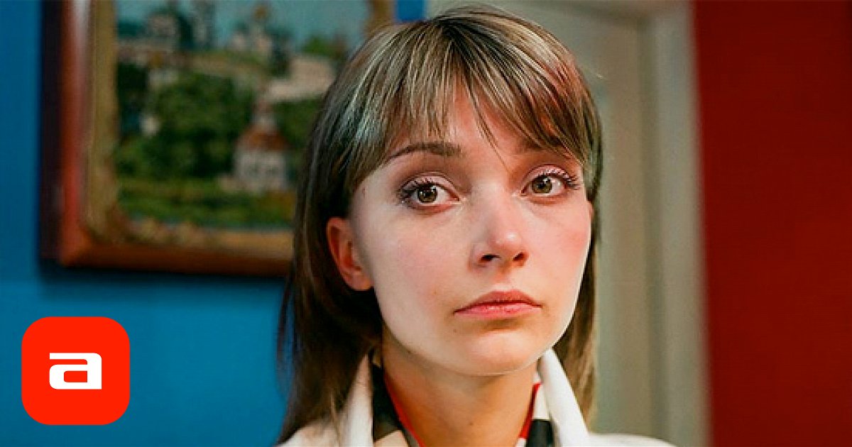 Лесби порно лесбиянка еместерді қудалайды.