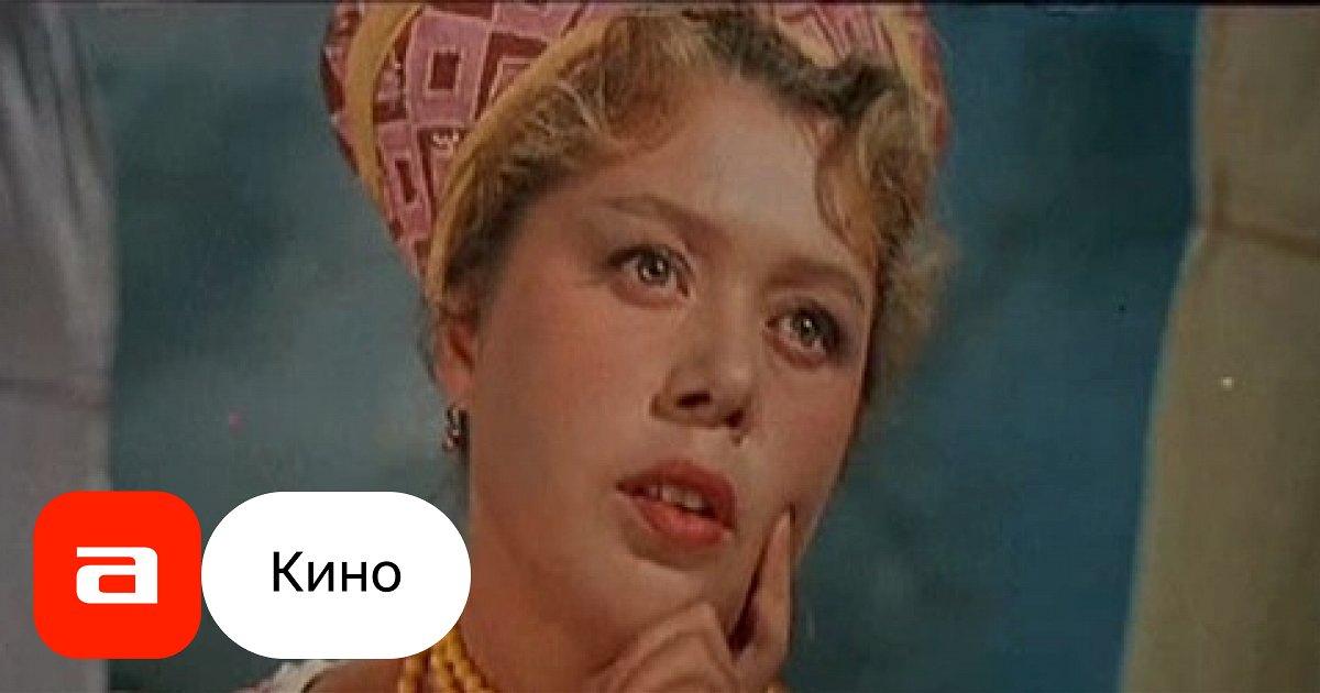 Трусикиден шығып тұрған киска Белдікпен лесбияндық секс