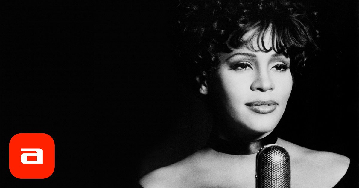 Whitney houston s. Whitney Houston(). Уитни Хьюстон фото. Whitney Houston в молодости. Whitney Houston 2012.