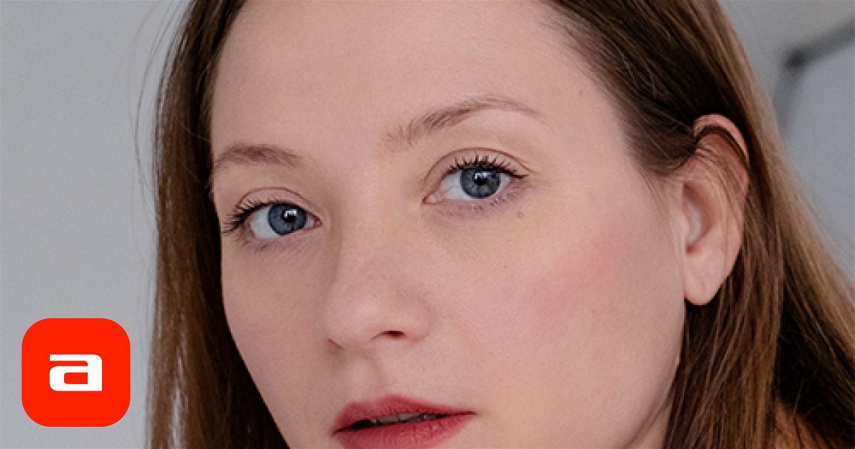 Юлия Головина биография, фото, фильмография, спектакли. Актриса, музыкант