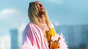 Пляжный бездельник