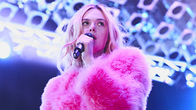 Поющий неоновый демон: посмотрите русский трейлер «За мечтой» с Эль Фэннинг