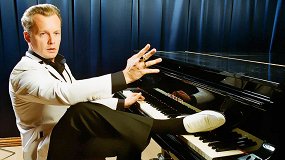 Денис Мажуков