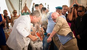 Лучшие российские комедии последних лет с высоким рейтингом. Смотреть фото Лучшие российские комедии последних лет с высоким рейтингом. Смотреть картинку Лучшие российские комедии последних лет с высоким рейтингом. Картинка про Лучшие российские комедии последних лет с высоким рейтингом. Фото Лучшие российские комедии последних лет с высоким рейтингом