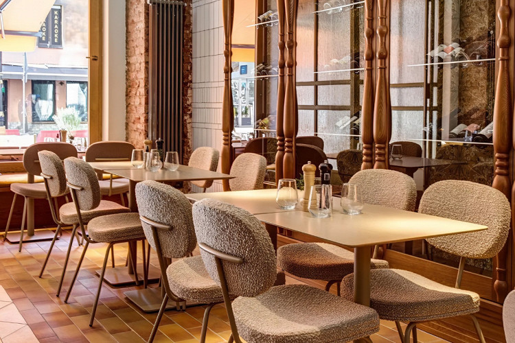 Ағылшын тіліндегі гей баланың татуировкасы Винницадағы жігітпен кездейсоқ жыныстық қатынас