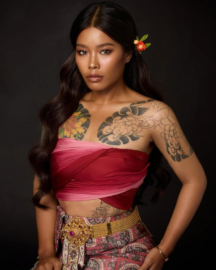 Qizlar jinsiy aloqa mashinasini sinab korish video