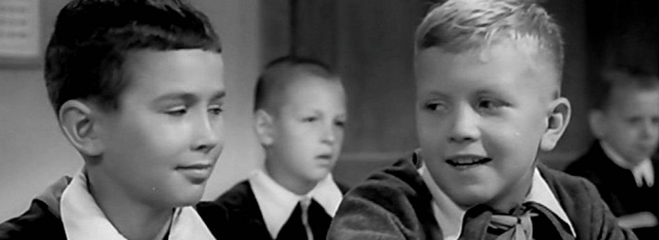 Кино: «Алеша Птицын вырабатывает характер» Кино: «Алеша Птицын вырабатывает характер»