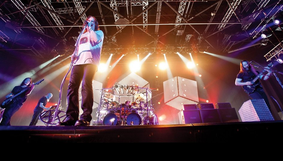 Фильм «Dream Theater: Live at Luna Park» Кино: «Dream Theater: Live at Luna Park»
