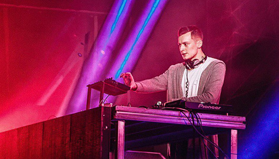 Концерты: «Halloween Party»: DJs Tairon, Real, Sunwalker Концерты: «Halloween Party»: DJs Tairon, Real, Sunwalker