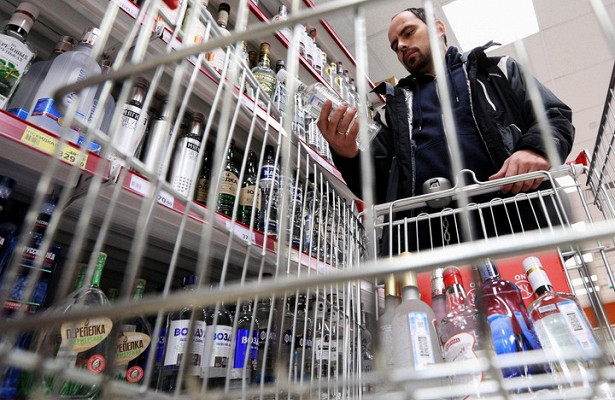 В Роскачестве проверили дорогую и дешевую водку