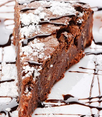 Рецепт Охлажденный шоколадно-ягодный пирог с орехами пекан