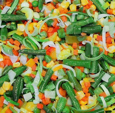 Рецепт Салат из ячменя, кукурузы, зеленой фасоли и козьего сыра