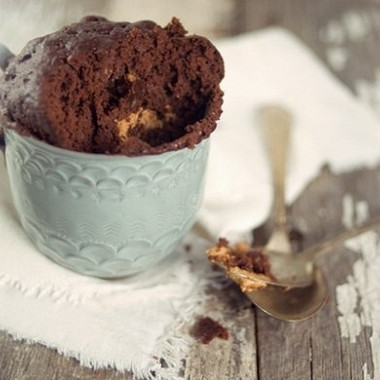 Рецепт Шоколадный кекс из нутеллы за 3 минуты