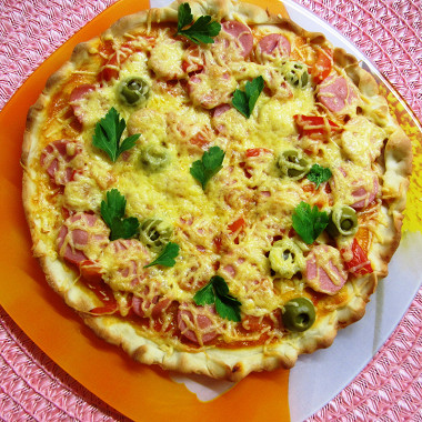 Рецепт Пицца с сосисками и овощами