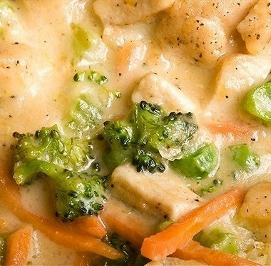 Рецепт Филе индейки с брокколи в сливочном соусе