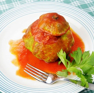 Рецепт Фаршированные кабачки в томатном соусе
