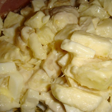 Рецепт Мясной салат с яблоками и апельсинами по‑руэнски