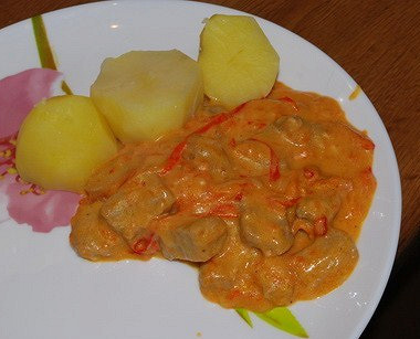 Рецепт Паприкаш из свинины с картофелем